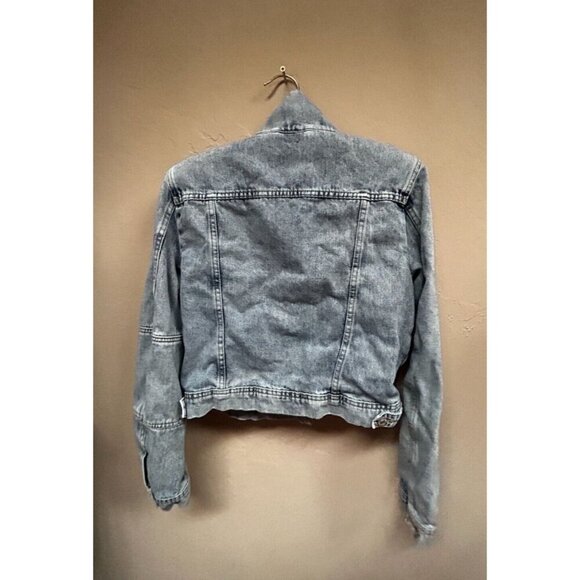 Free People Womens Cropped Jean Jacket Size Small Light Wash Denim Blue Pockets - Picture 2 of 6